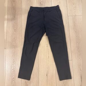 Lululemon Commission Slim Pant 34/32 Warpstreme Fabric.